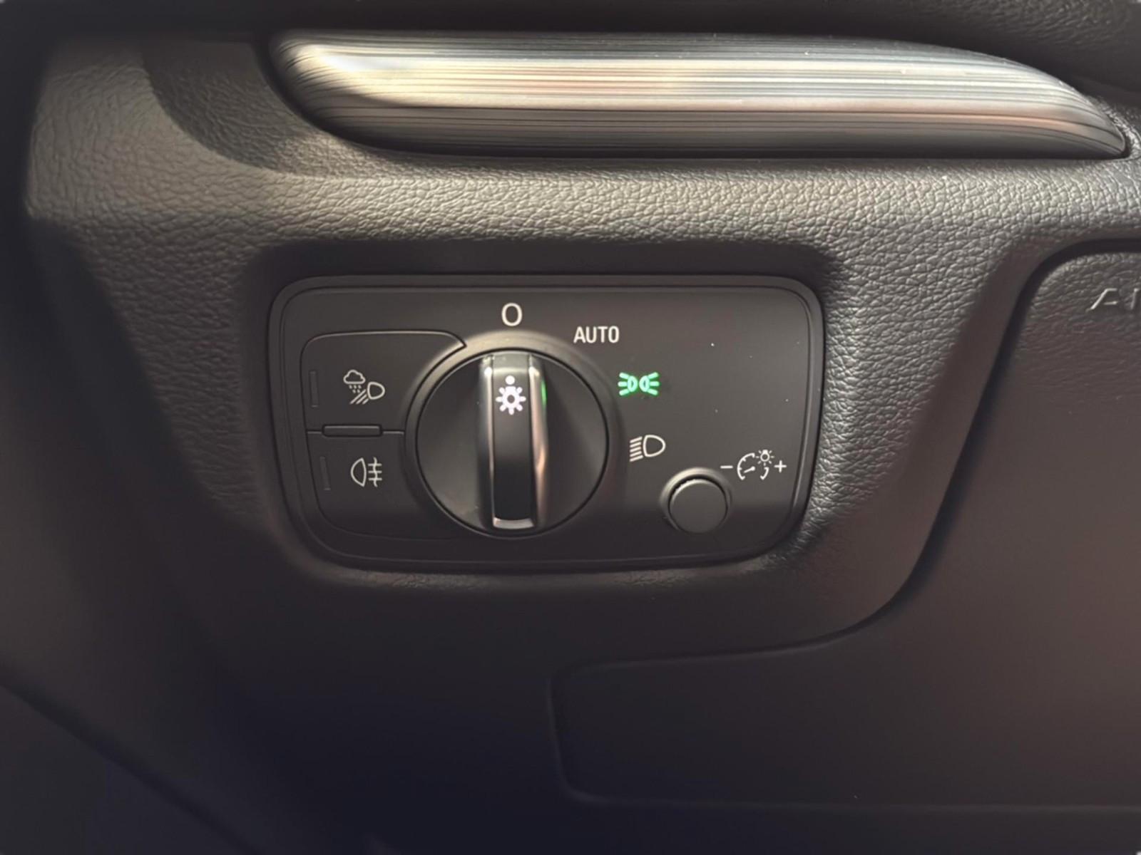 Audi A3 Sportback 30 TFSI sport LED SHZ PDC Tempo 2-Z, миниатюра 16