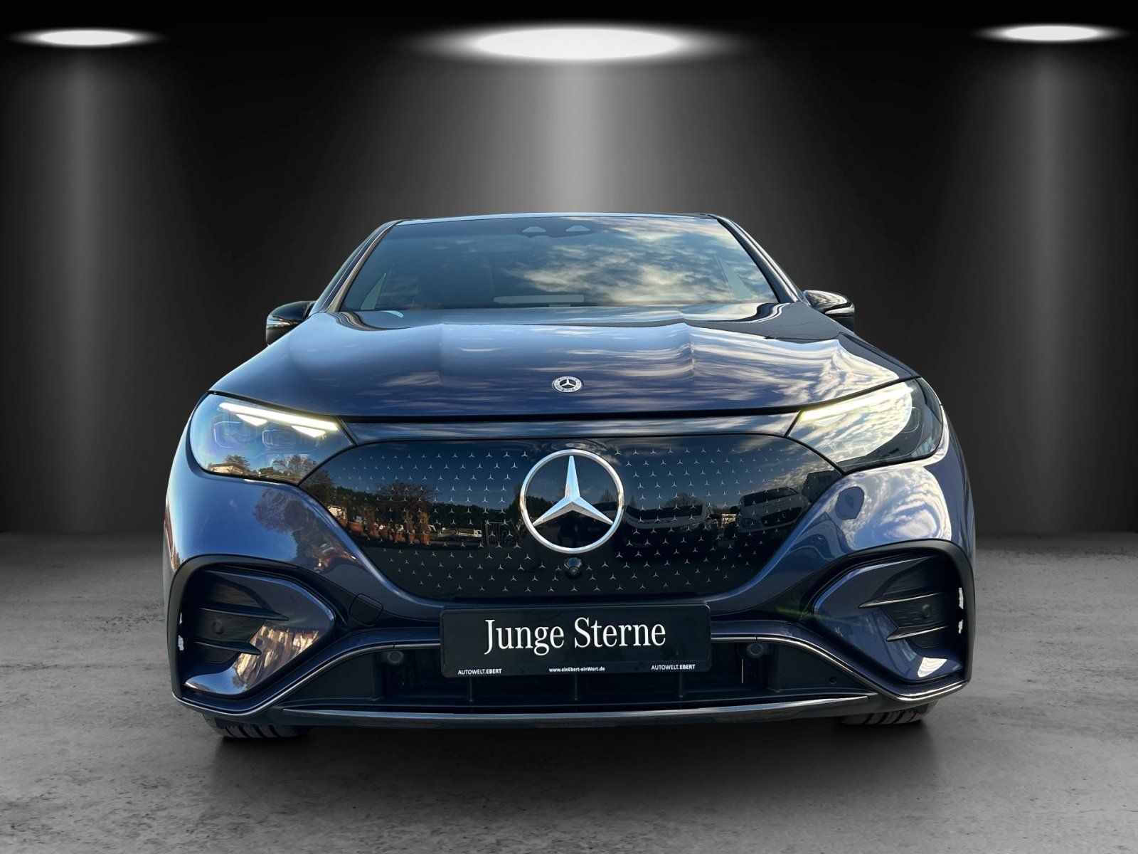 Fahrzeugabbildung Mercedes-Benz EQE350 4M SUV Premium AMG Hyper HAL Airmatic AHK