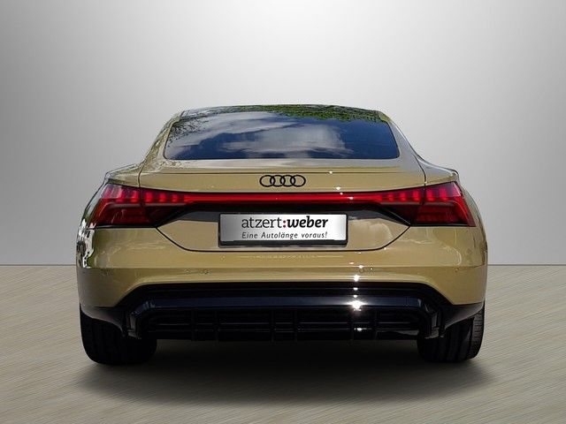 Fahrzeugabbildung Audi e-tron GT quattro PANO HeadUp StdHz Kamera ACC