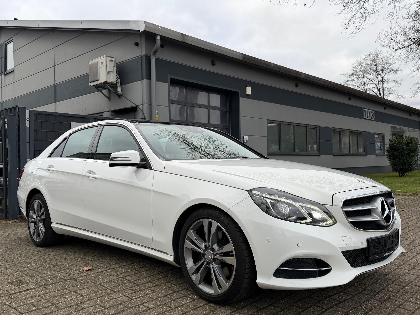Mercedes-Benz E 300 CGI 4Matic *PANORAMA*KEYLESS*LEDER*KAMERA*