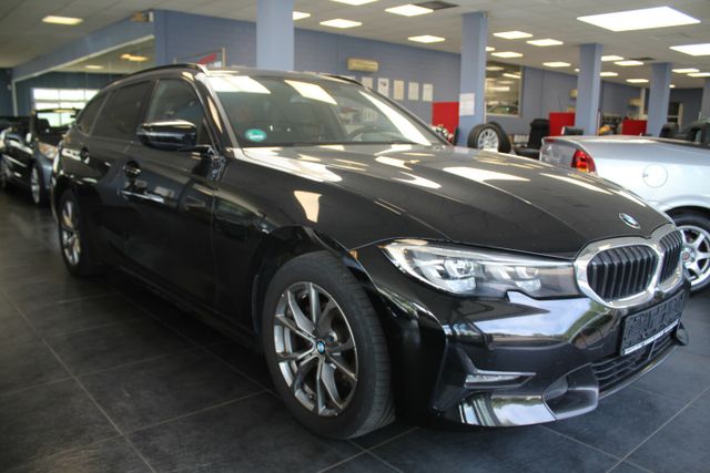 BMW 318i Touring Aut. Sport Line