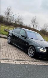 BMW E90 325i Tüv 11/27 Fest Preis - BMW 325 in Lübeck