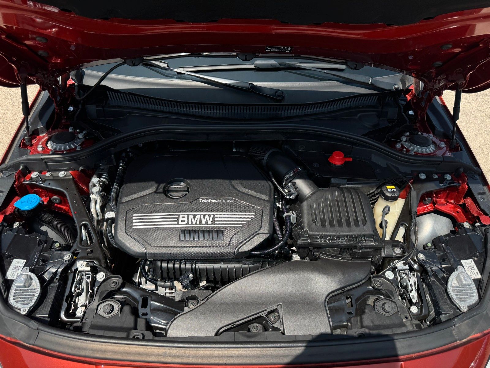 Fahrzeugabbildung BMW 118i Steptr Sport Line LCProf Shadow PDC SHZ
