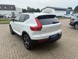 Volvo XC40 B4 Plus Dark 8-fach wenig KM! - Volvo XC40 Jahreswagen