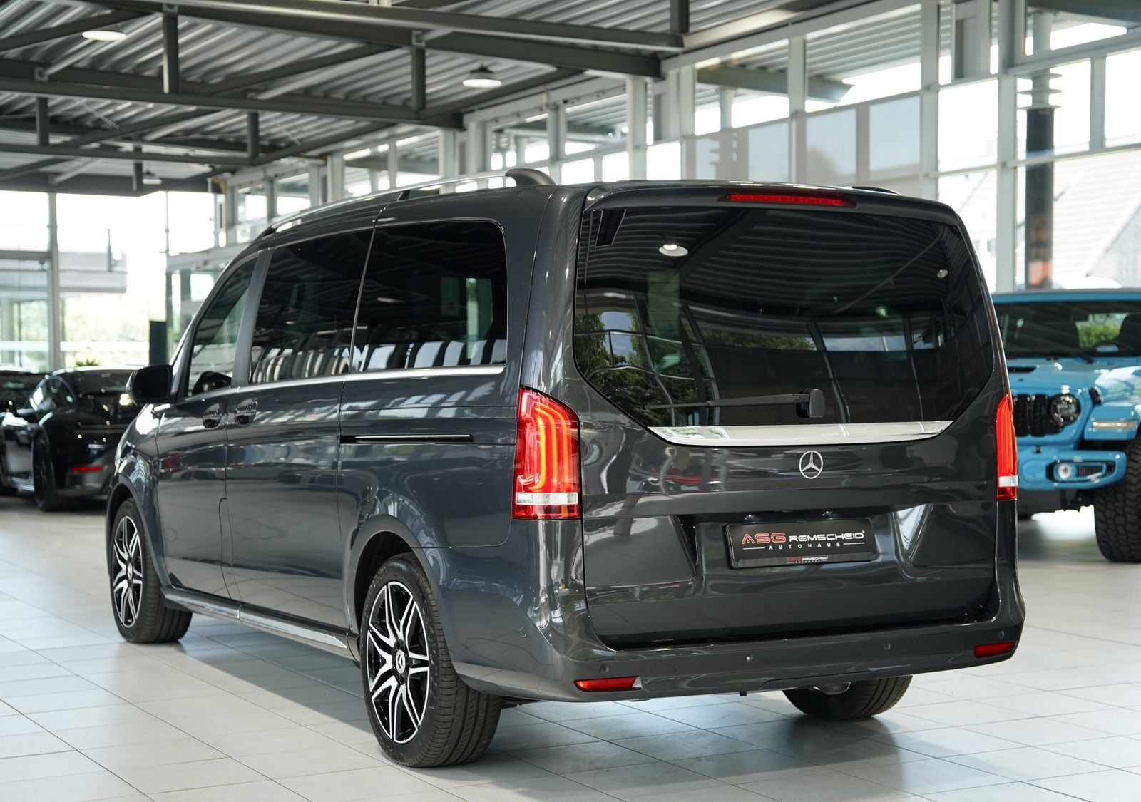 Mercedes Benz V 300