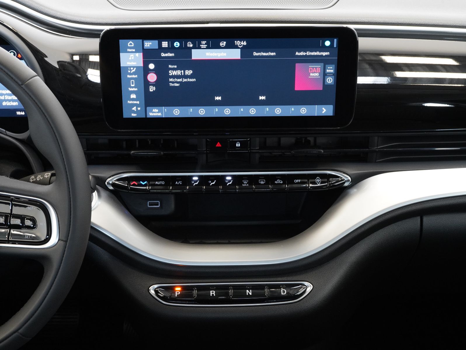 Fahrzeugabbildung Fiat 500e Icon 87KW/42kWh/DC-LADEN/CARPLAY/DAB/SOH