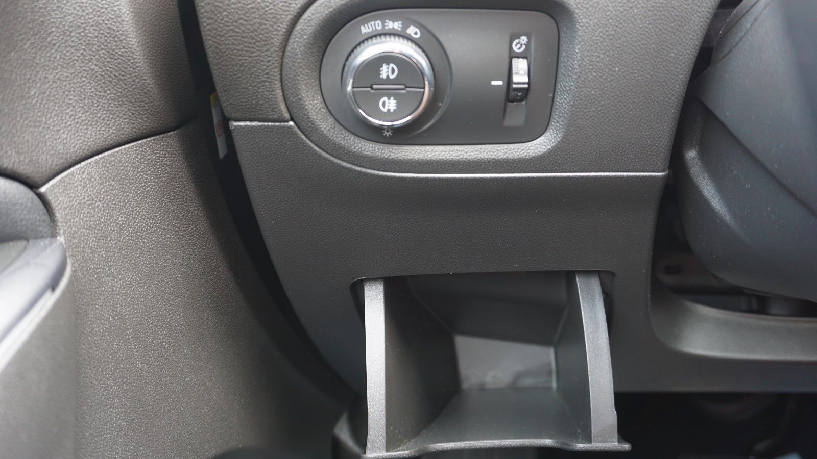 Fahrzeugabbildung Opel Grandland X Innovation Leder,Navi,LED,ACC,AHK