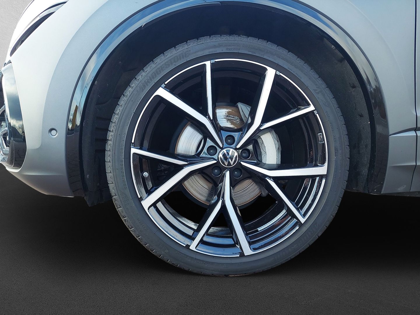 Volkswagen Touareg 3.0 V6 TDI 4Motion R-Line HUD StandHZG A foto 3
