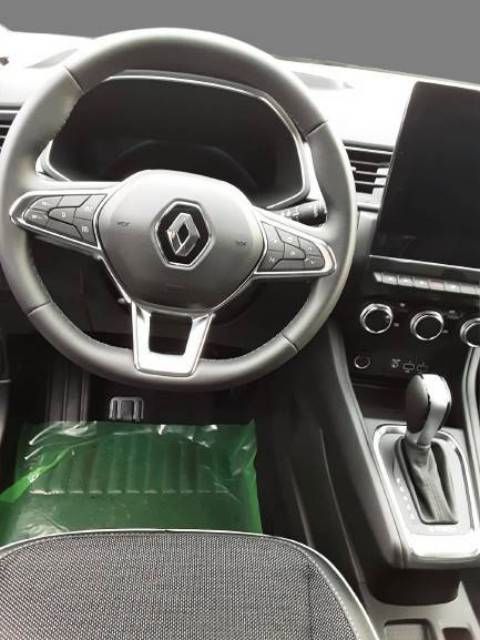 Fahrzeugabbildung Renault CAPTUR INTENS E-TECH Plug-in 160 (MY21.2)