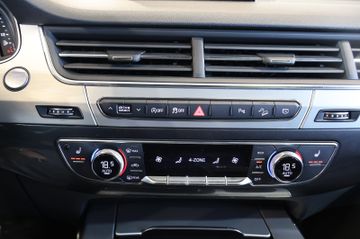 Audi Q7 50 TDI qu. S-LINE LUFT+HUD+ACC+PANO+22"+AHK