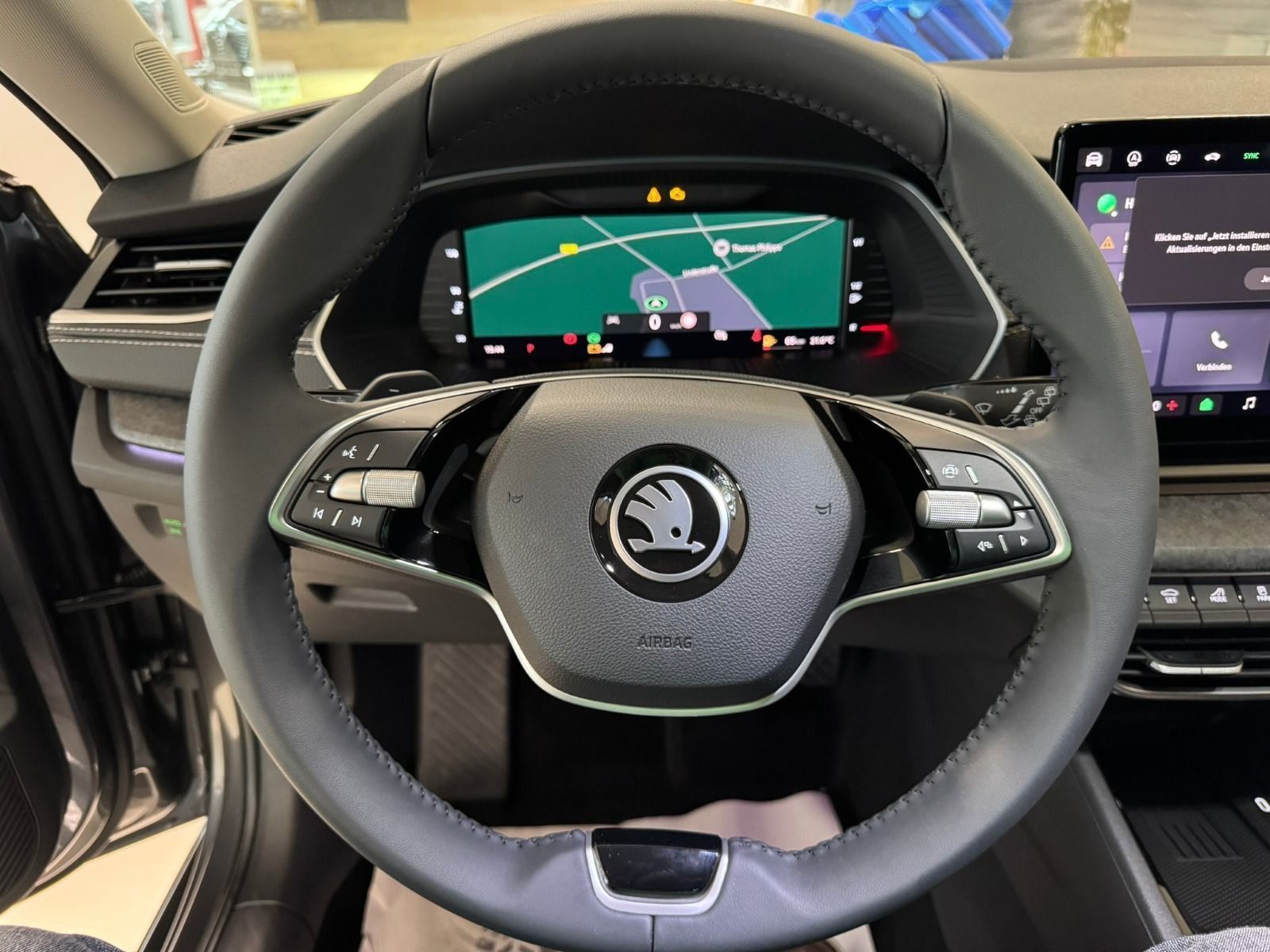 Fahrzeugabbildung SKODA Octavia Combi 2.0TDI DSG*RFK*AHK*NAVI*Head-Up