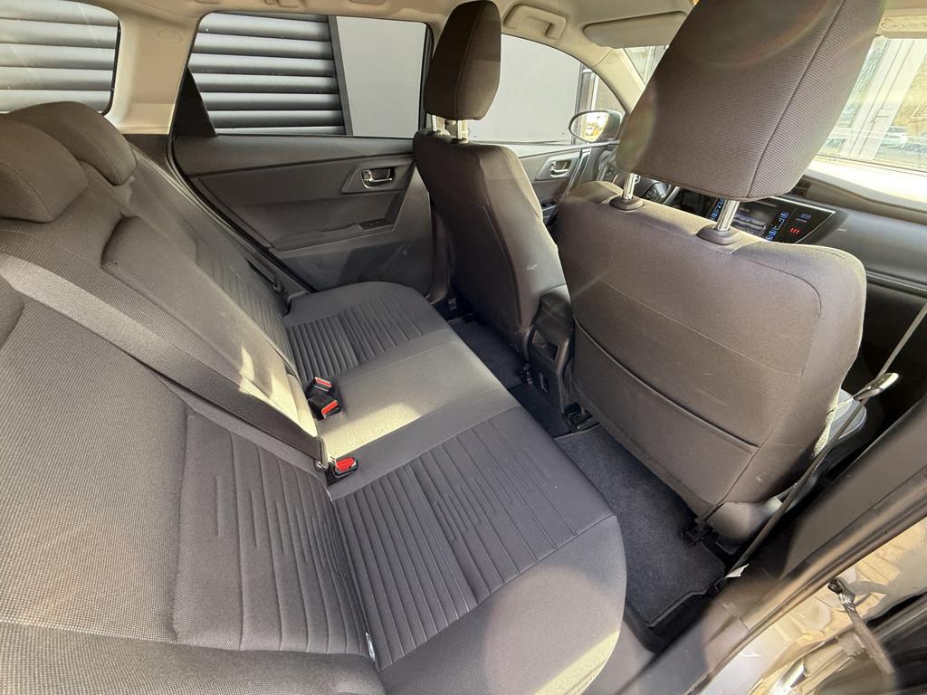 Toyota Auris Touring Sports