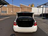 Mercedes-Benz E 220 CDI BlueEFFICIENCY AVANTGARDE AVANTGARDE - Mercedes-Benz E 220 aus 2012 mit Diesel-Antrieb: Limousine