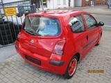 Renault Twingo Authentique - Renault Twingo Authentique mit Benzin-Antrieb