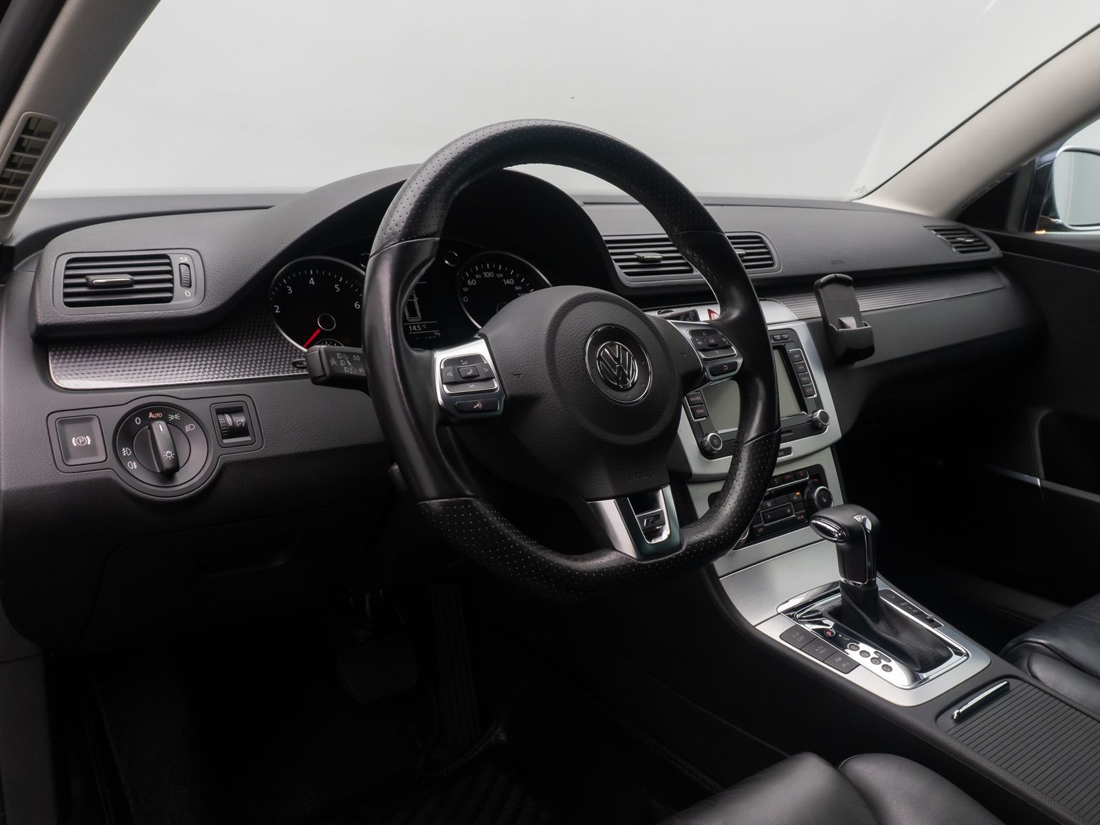 Fahrzeugabbildung Volkswagen Passat V6 FSI R-Line Edition Plus 4Motion AHK. K