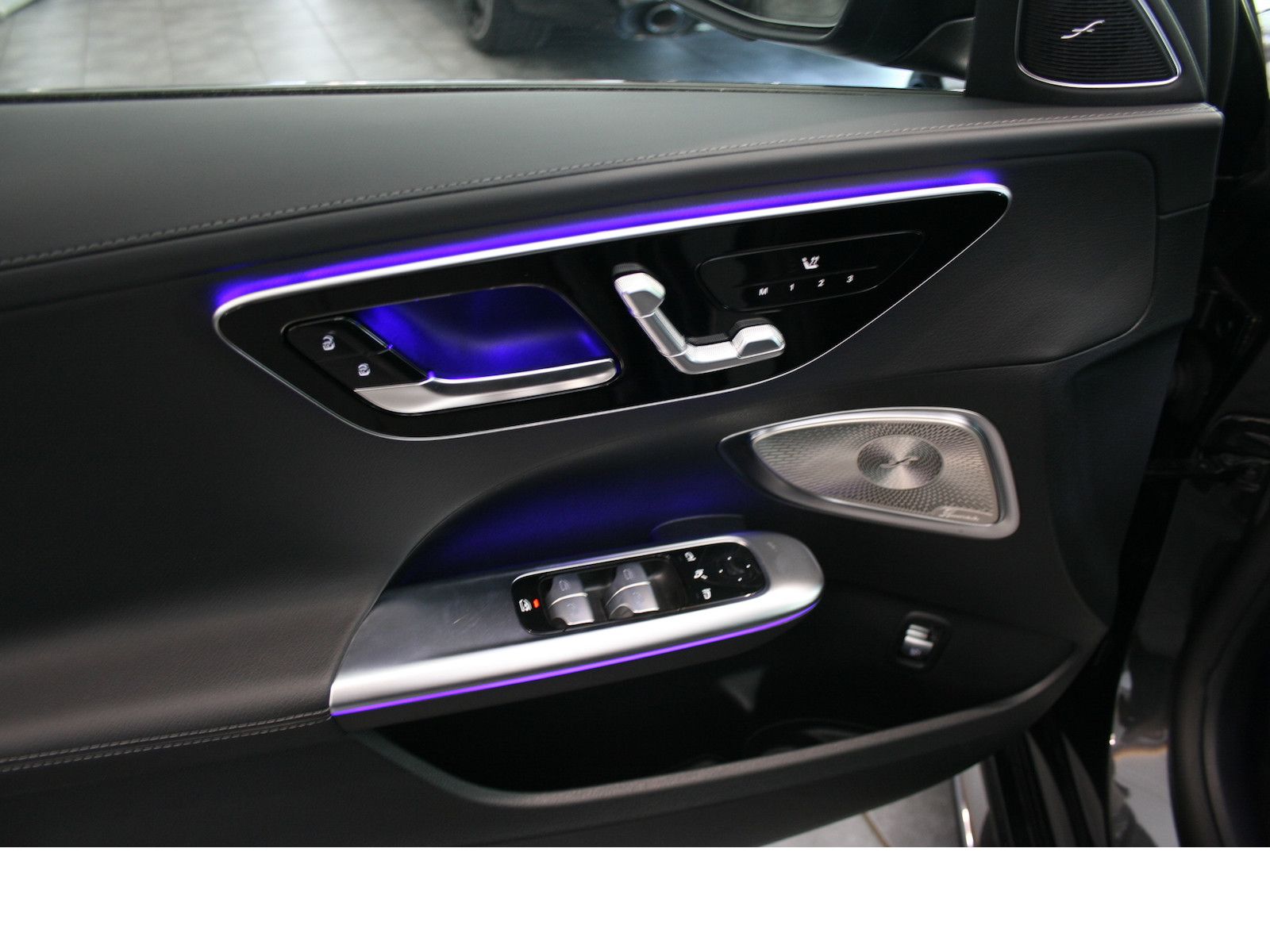 Fahrzeugabbildung Mercedes-Benz C 200 Td AMG *Burmester*Distronic*Night*Memory