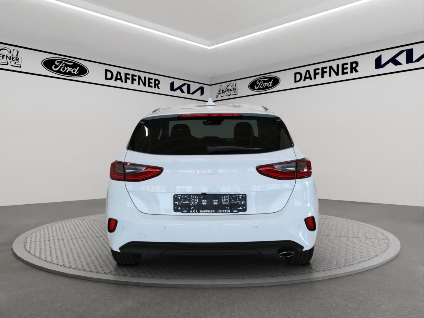Fahrzeugabbildung Kia Ceed Ultimate Kamera Navi Style-Paket SHZ LED