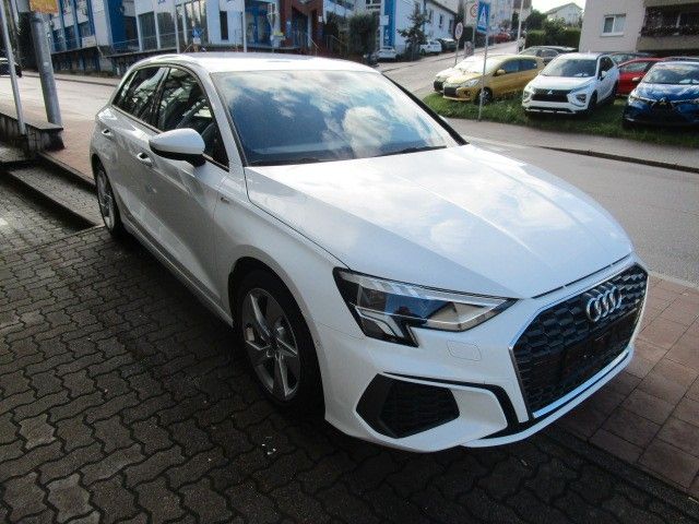 Audi A3 35 TFSI S tronic S line Sportback/LED/Navi/Pa