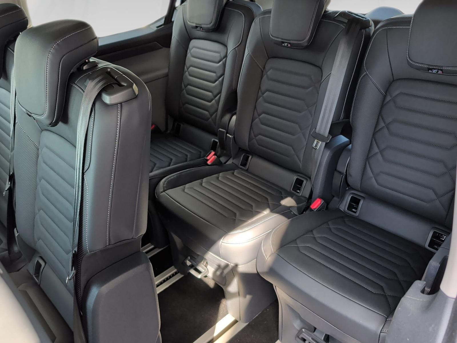 Ford Tourneo Custom L1 Titanium X 8S 5Jahre+AHK+Leder