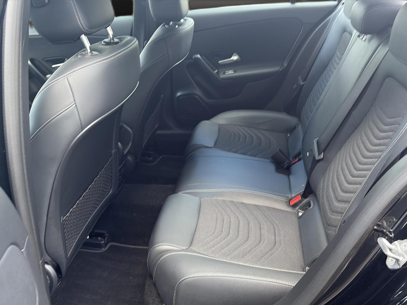 Mercedes-Benz A-Class d Kamera*LED*Navi*DAB*MBUX*TeilLeder*1Hand, миниатюра 25