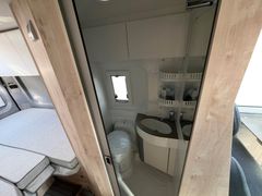 Clever Runner 636*140PS*Markise*Kamera*AHK