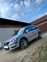 Volkswagen VW Cross Touran Touran 170ps DSG - Volkswagen Touran: 170 Ps