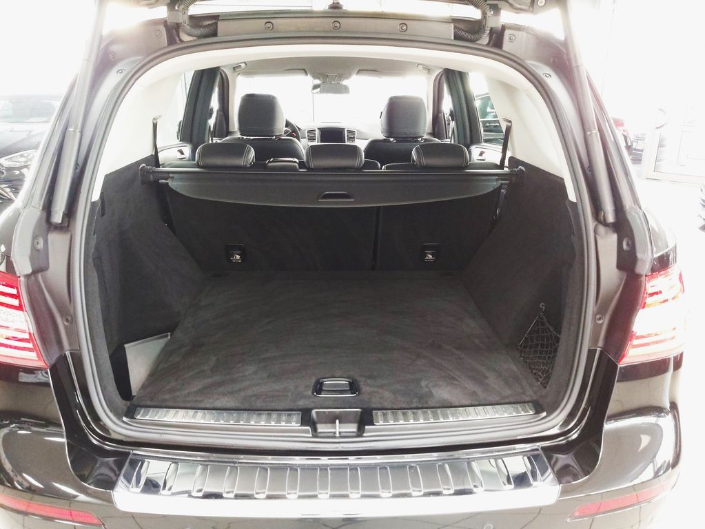 Mercedes-Benz ML 350 CDI AMG DISTR TOTW KAMERA COMAND LEDER