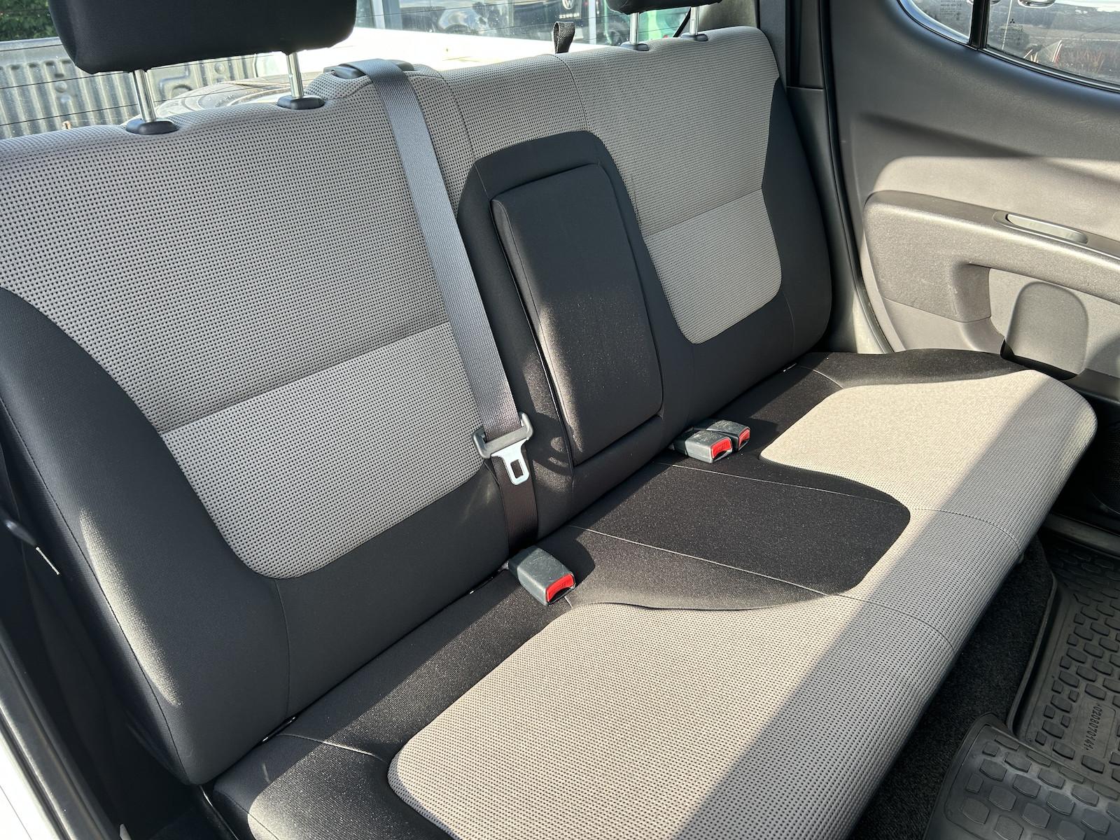 Mitsubishi L200 Doppelkabine 2.5 4WD*AHK*