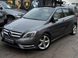 Mercedes-Benz B250 BENZN AUTOMATK 211PS*LDER*NAV*1.Hnd*PANODCH - Mercedes-Benz B 250 aus 2013