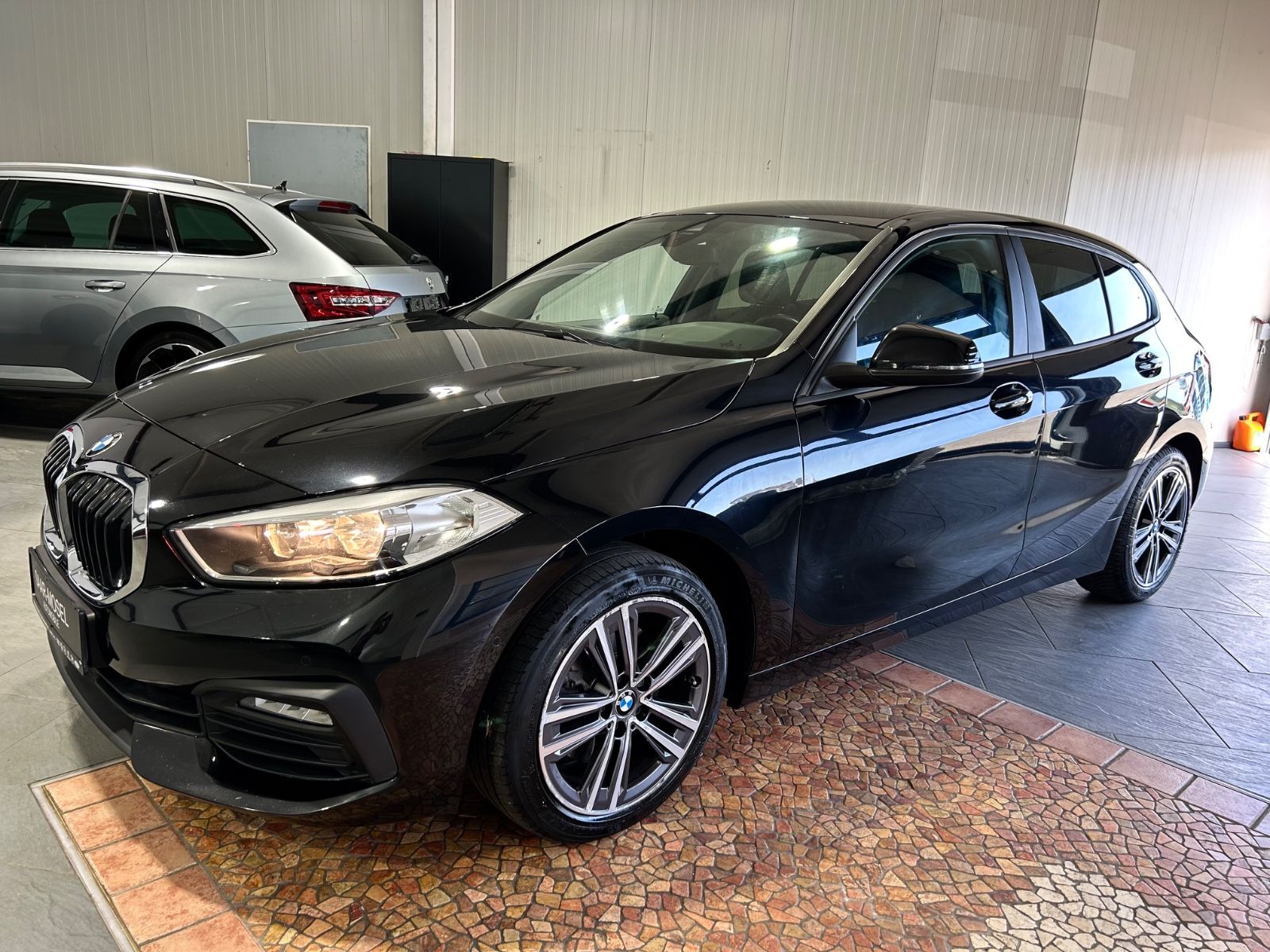 BMW 118 d Advantage *NAVI*KAMERA*ACC*