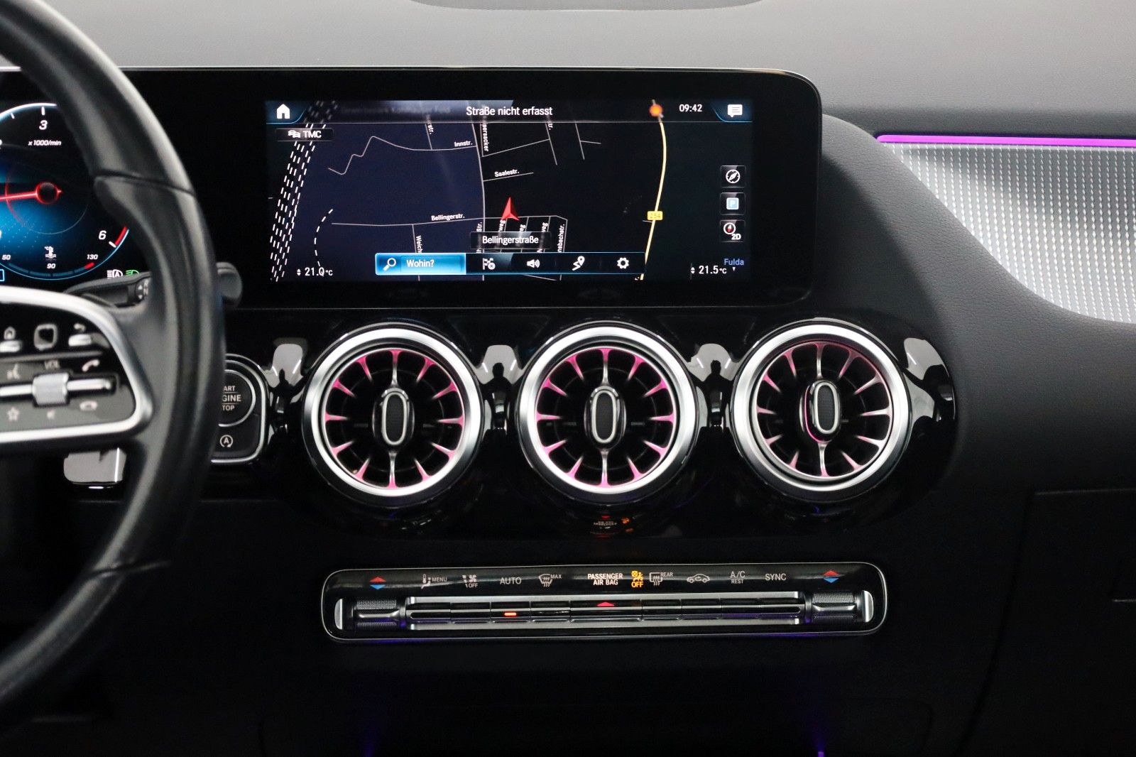 Fahrzeugabbildung Mercedes-Benz GLA 200d Style, 4Matic,NAVI,LED,T.Leder,Pano