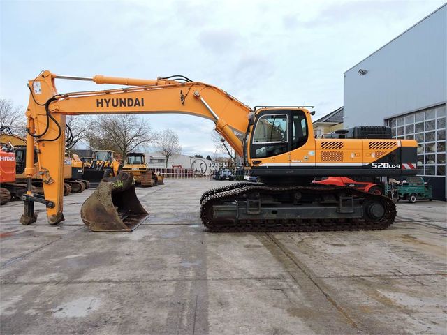 Hyundai R520