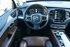 Fahrzeugabbildung Volvo XC90 B5 D AWD Inscription*STDHZG*PAMO*AHK*7-S