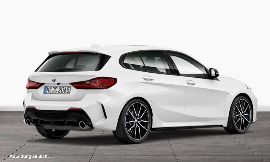 BMW M135 i xDrive Hatch HiFi DAB LED Pano Lenkradhz. 