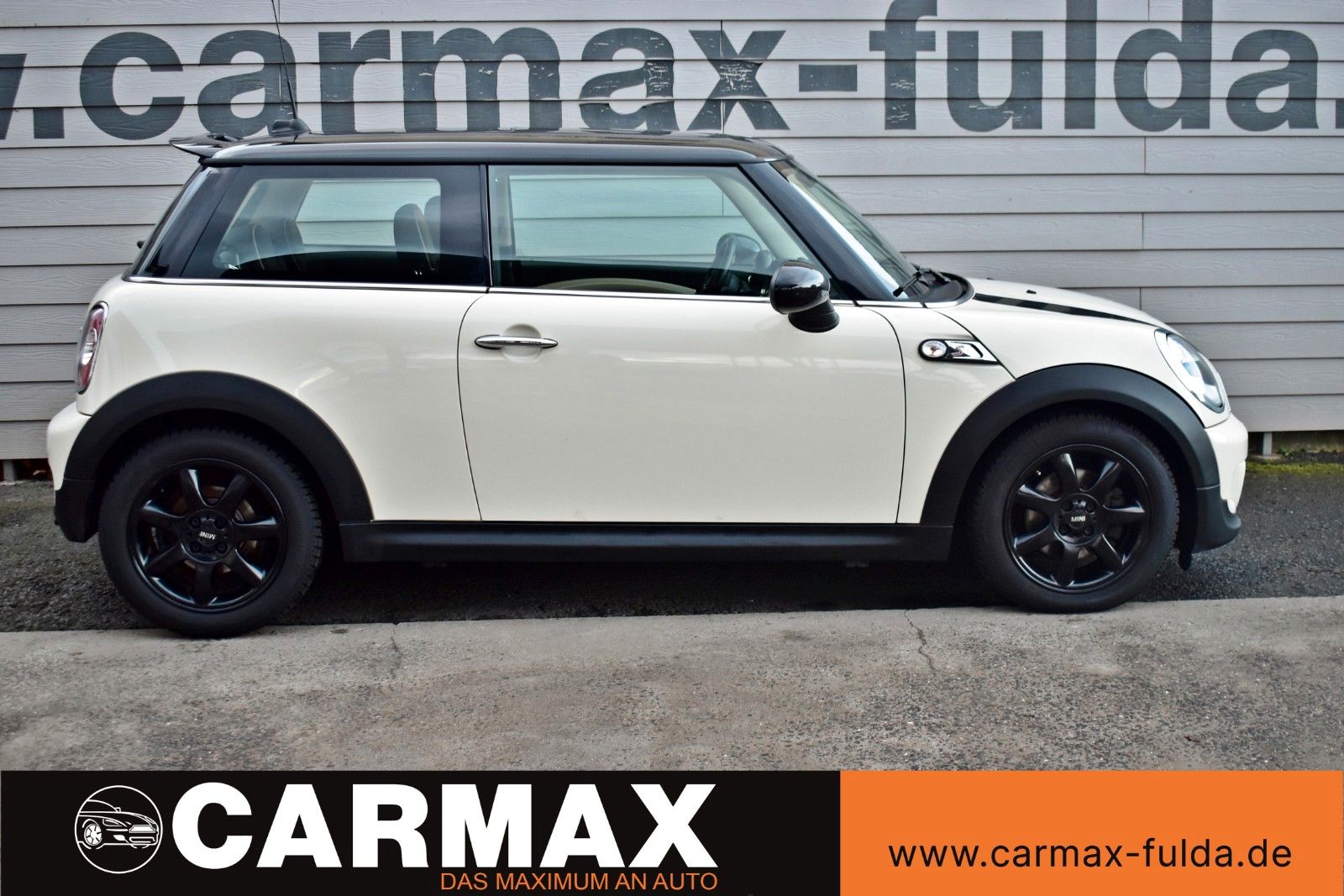 Fahrzeugabbildung MINI Mini Cooper SD Leder,Navi,Xenon,Panorama,SH,PDC