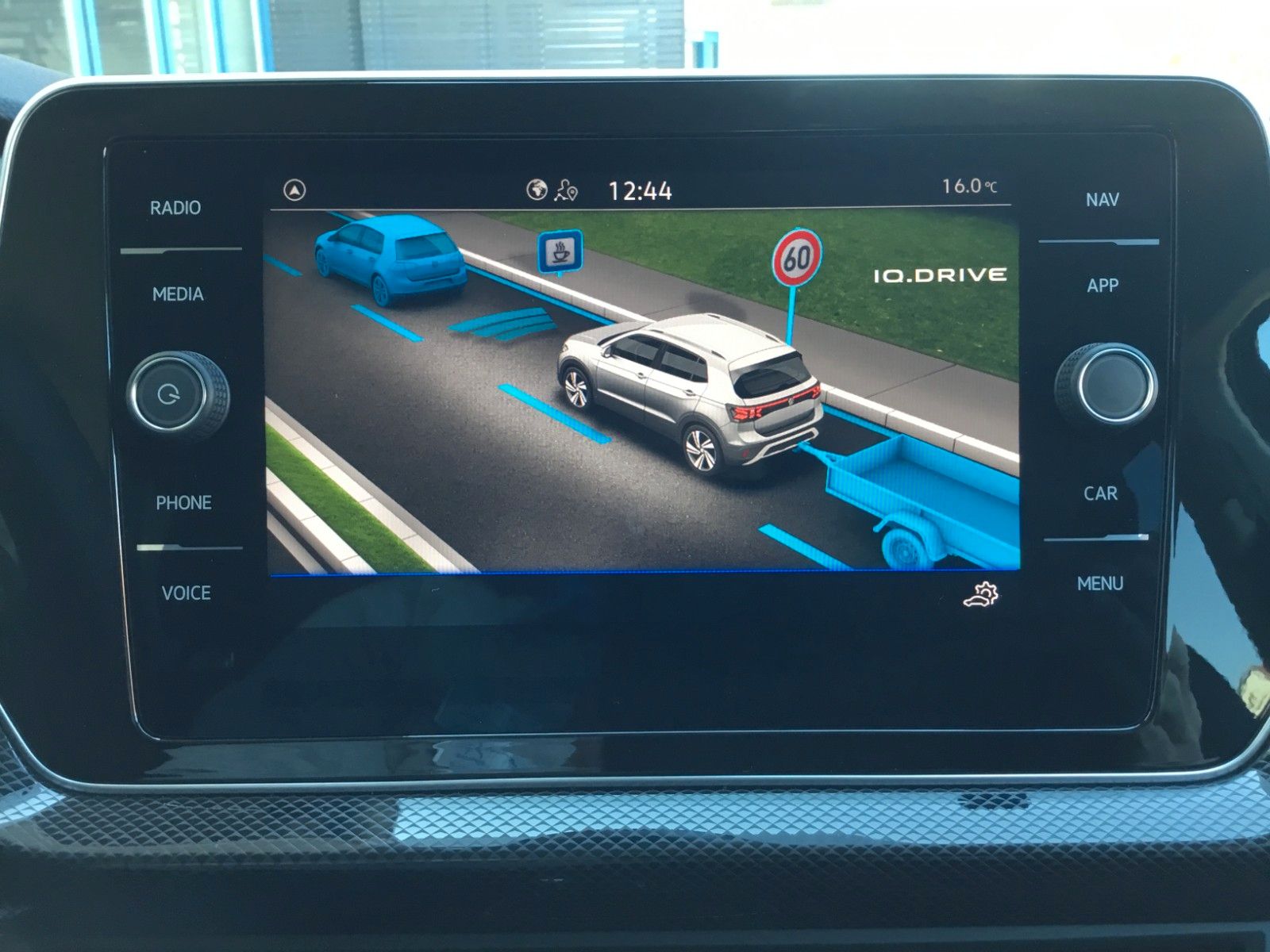 Fahrzeugabbildung Volkswagen T-Cross 1.0 TSI DSG GOAL+AHK+ACC+AppConnect+LED