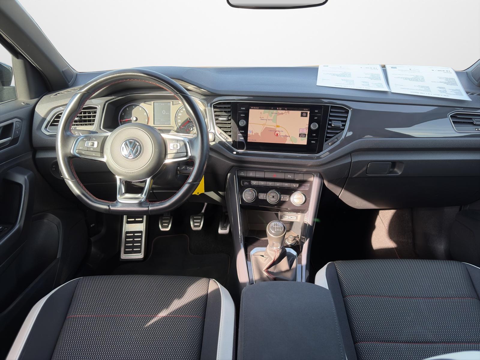 Volkswagen T-Roc 1.5 TSI Sport  Navi LED Kamera PDC LM Temp