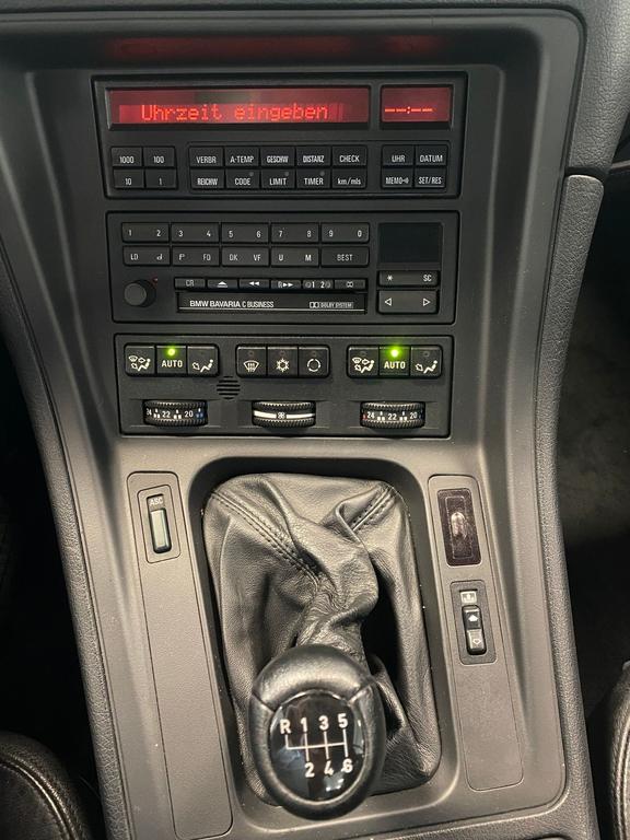 BMW 850