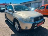 Toyota RAV 4 2.2-l-D-4D 4x4 Sol - Toyota RAV 4 in Hamm