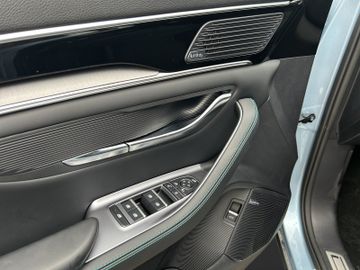 BYD Seal U EV Design HUD ACC PANORAMA NAV LED SHZ