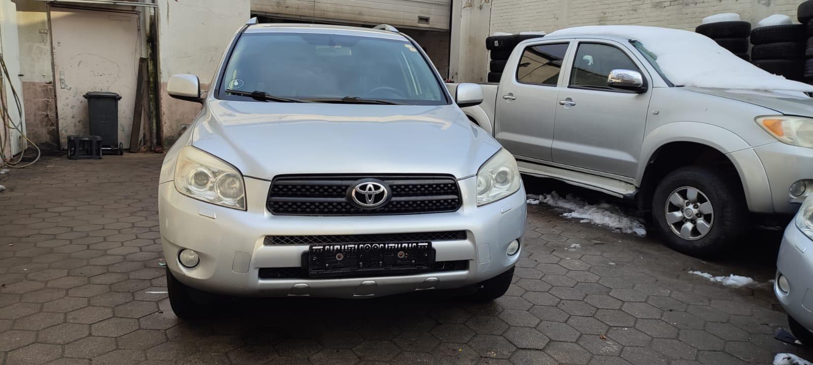 Toyota RAV 4 2.0-l-VVT-i 4x4 Executive AUTOMATIK