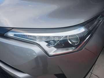 Toyota C-HR - 9