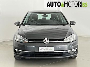 Volkswagen Golf - 2