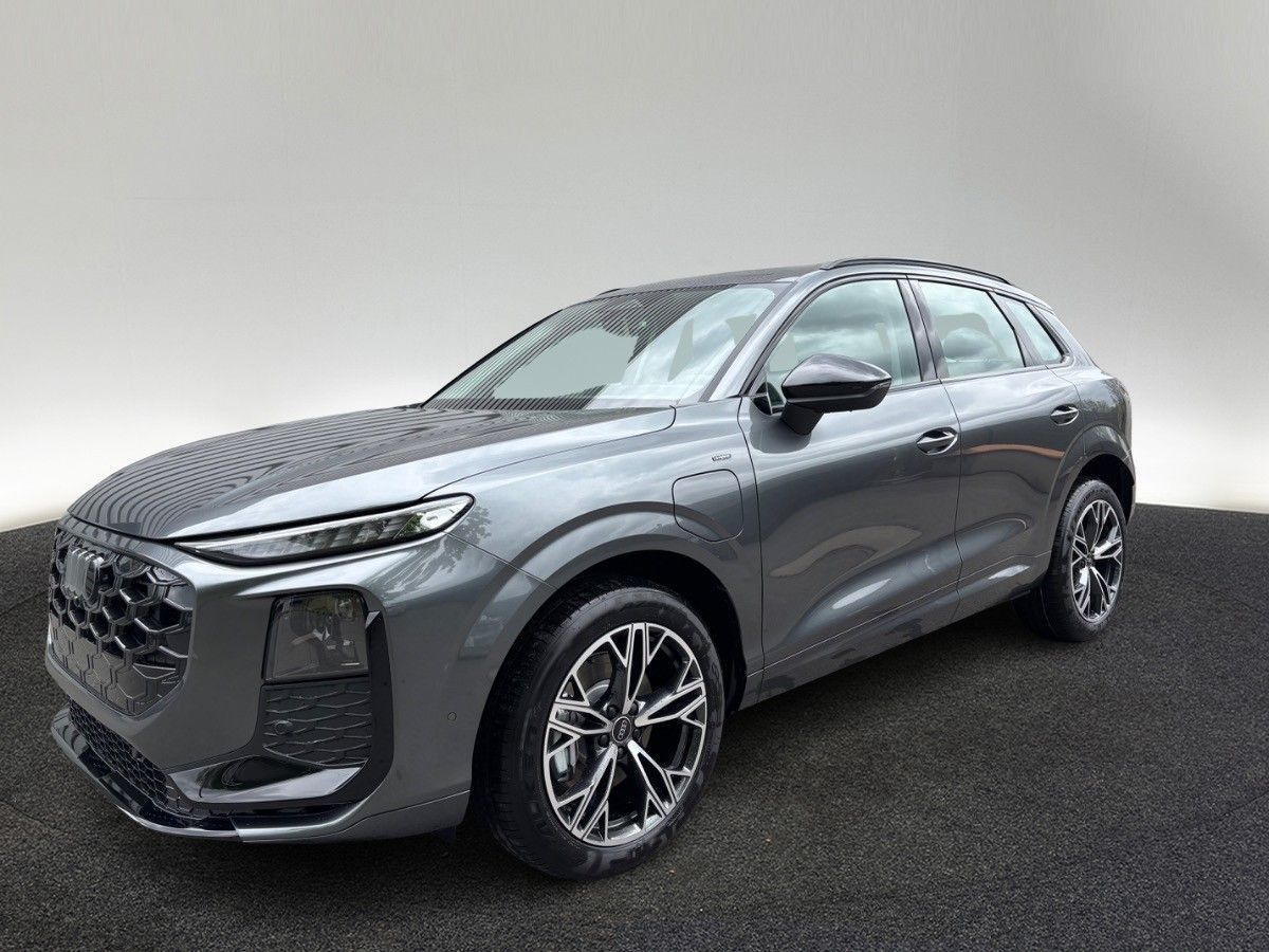 Audi Q3 e-hybrid S tronic foto 4