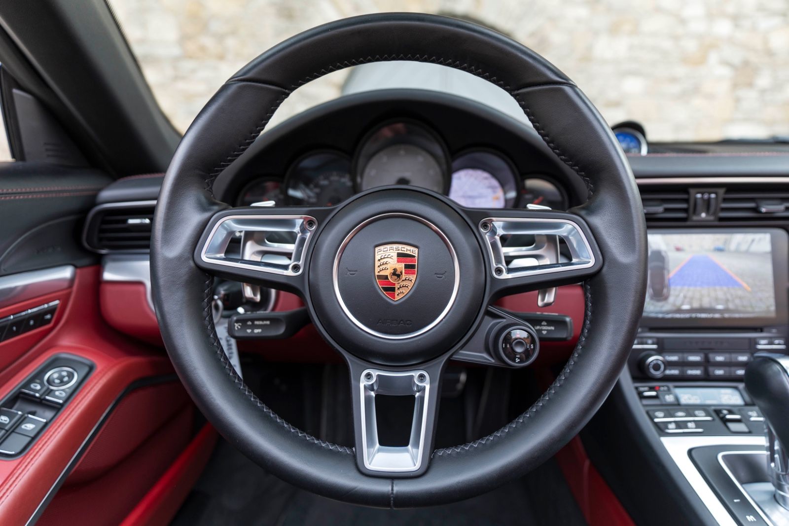 Fahrzeugabbildung Porsche 911 Carrera S Cabrio BOSE PASM TOTW CARPLAY LED