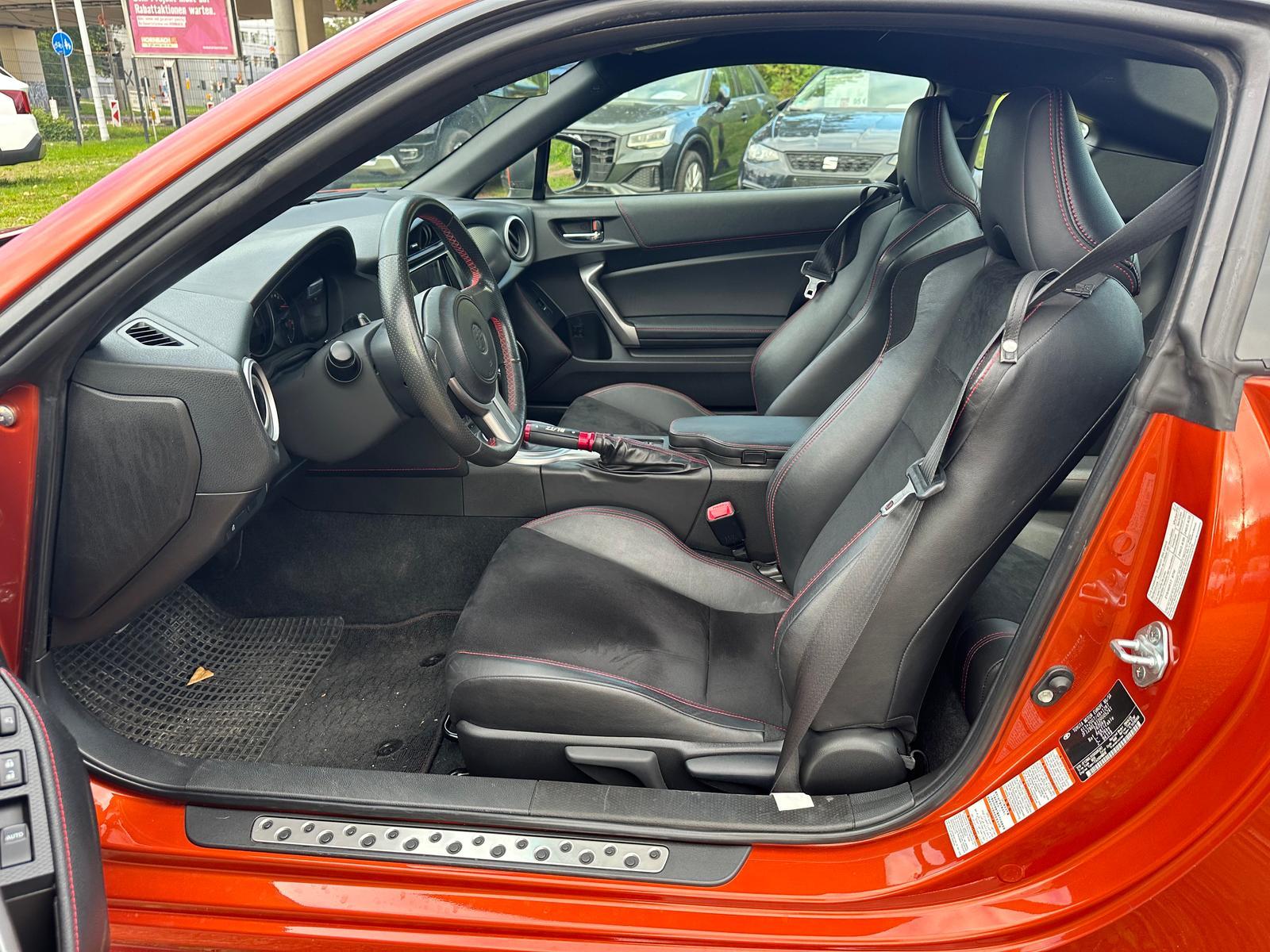TOYOTA GT86 - 2.0 200 CV - BVM - 18''