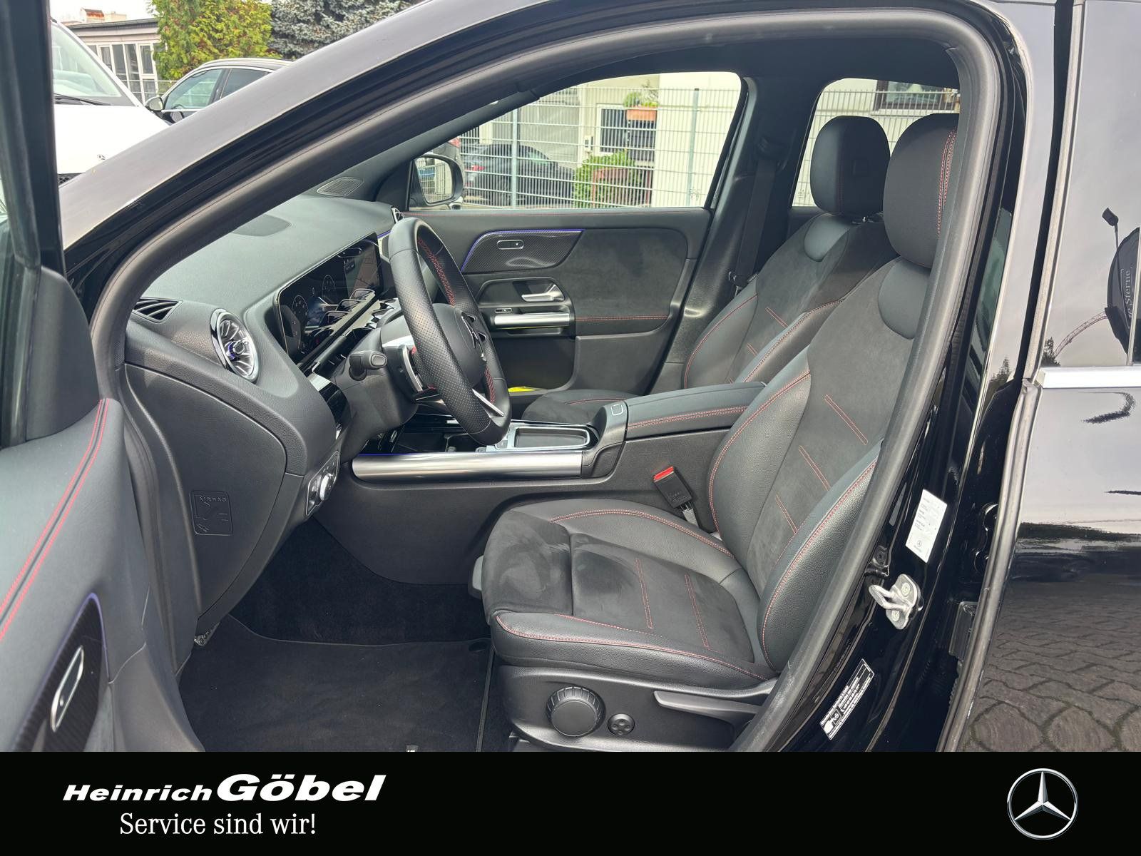 Fahrzeugabbildung Mercedes-Benz GLA 200 AMG*KAMERA*AMBIENTEBELEUCHTUNG*LED*