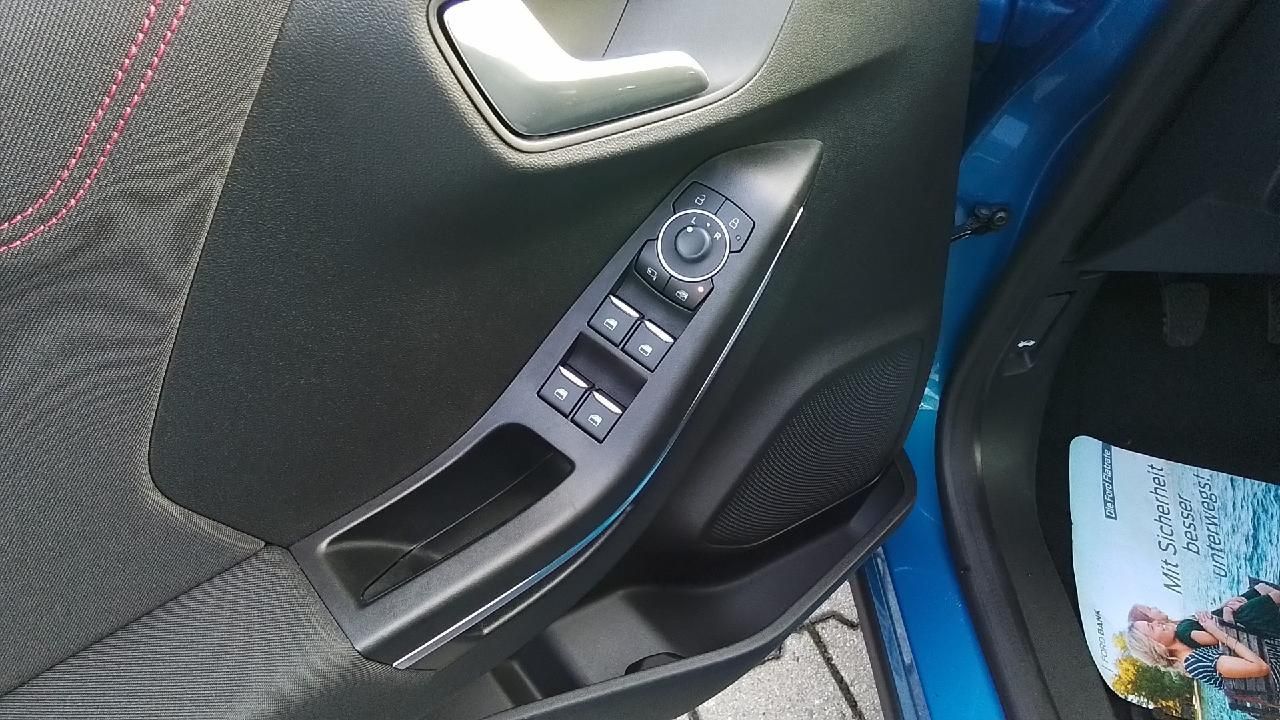 Fahrzeugabbildung Ford Puma ST-Line