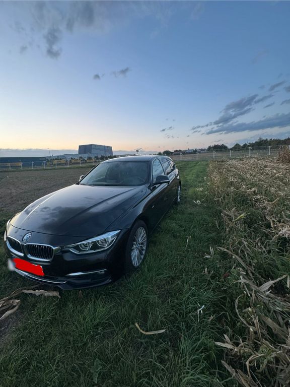 Image of BMW 320