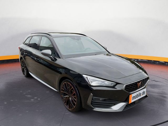 Cupra Leon St 1.4 e-Hybrid DSG VZ KAMERA AHK ACC LED